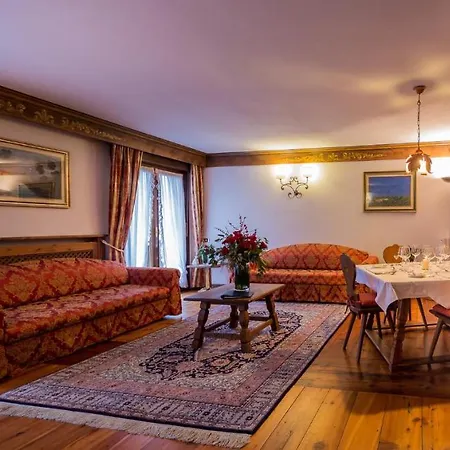 Hotel Bellevue & Cortina dʼAmpezzo